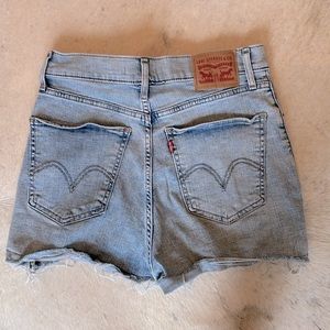 Levi’s Mile High Shorts